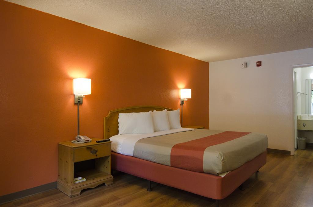Motel 6-Frederick, Md - Fort Detrick Room photo